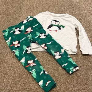 Crown & Ivy Kids Green Print Pajama Set